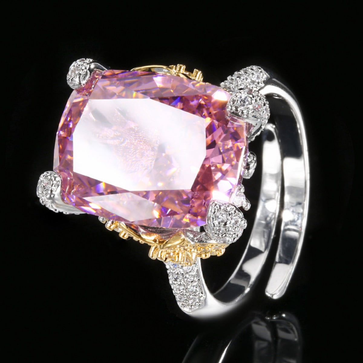 Urqanyu copper-based gold-plated ice flower square diamond temperament retro cubic zirconia ring