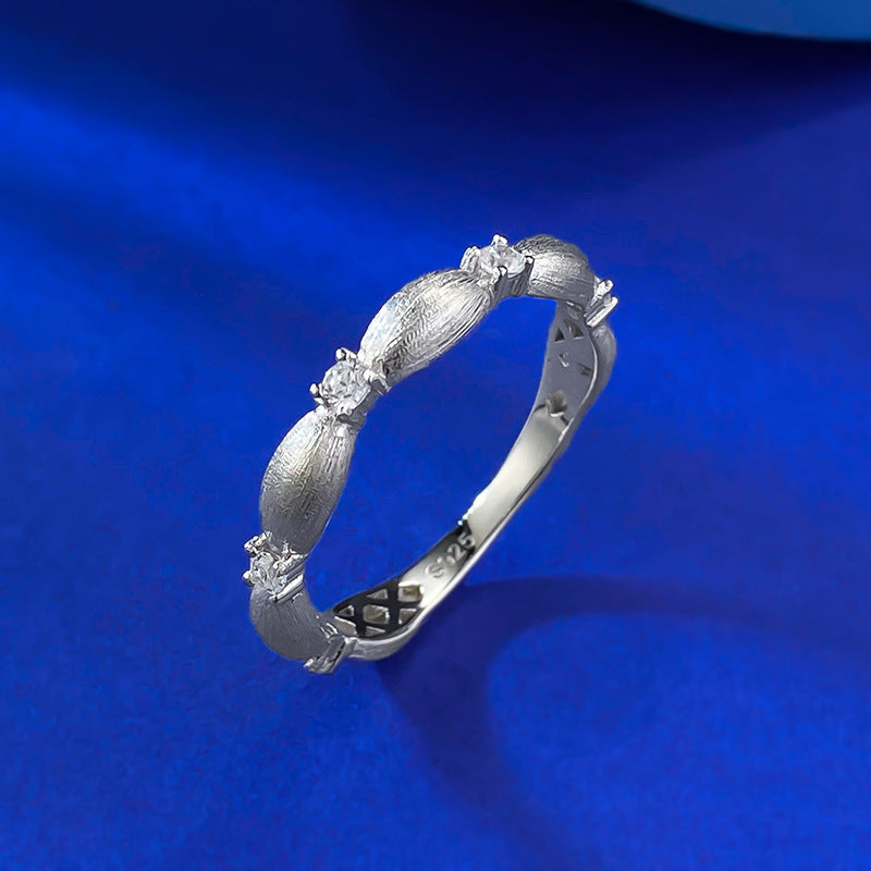 Urqanyu S925 silver Bubujia brushed Italian craft cubic zirconia gift ribbon ring