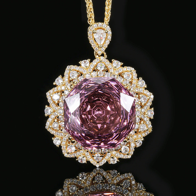Urqanyu Copper-base gold-plated rose-cut elegant retro cubic zirconia pendant necklace