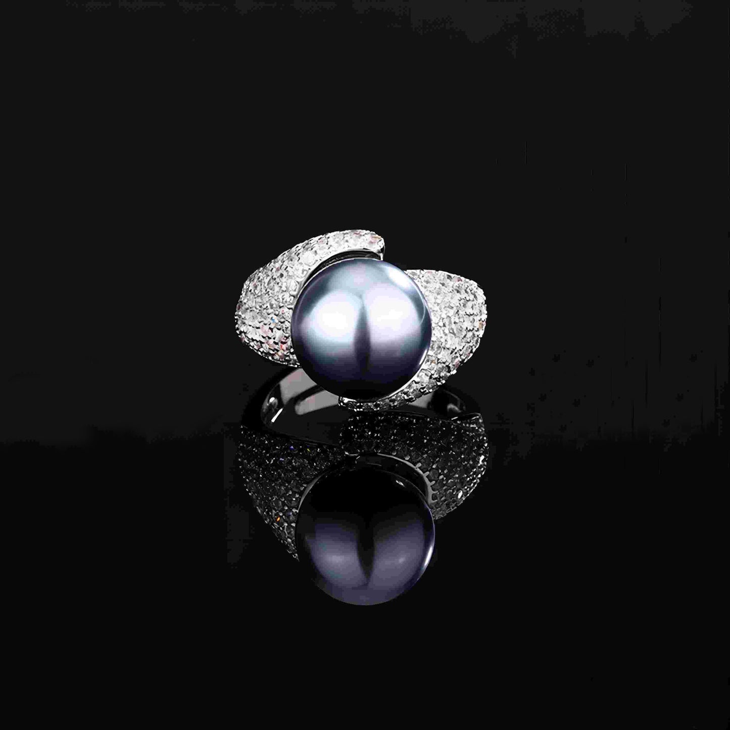 Urqanyu Copper plated white gold inlaid pearls elegant simple cubic zirconia ring 14mm