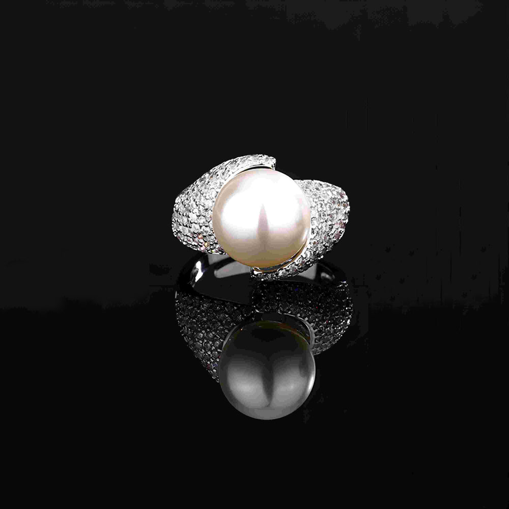 Urqanyu Copper plated white gold inlaid pearls elegant simple cubic zirconia ring 14mm