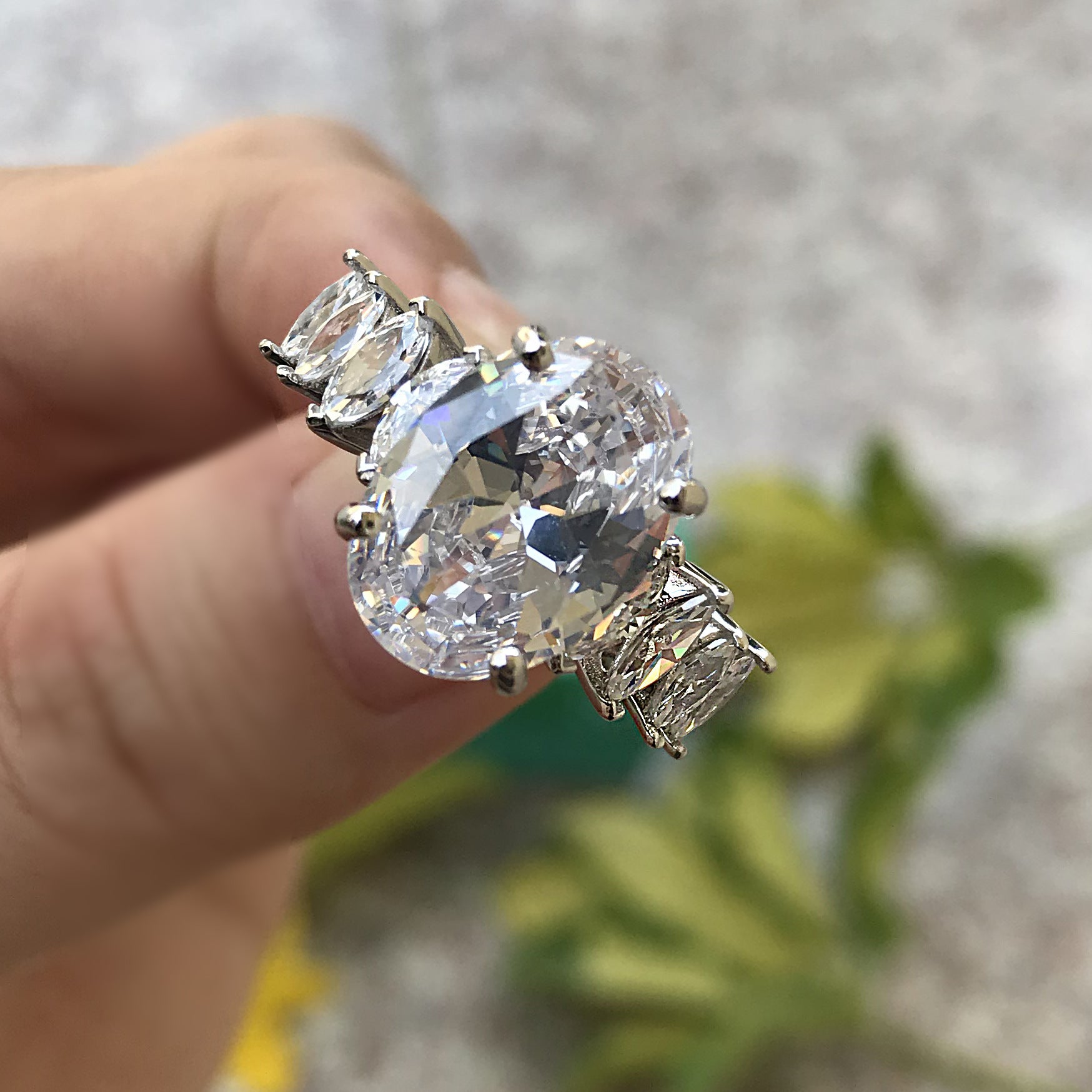 Urqanyu S925 silver oval popular fashion cubic zirconia engagement ring