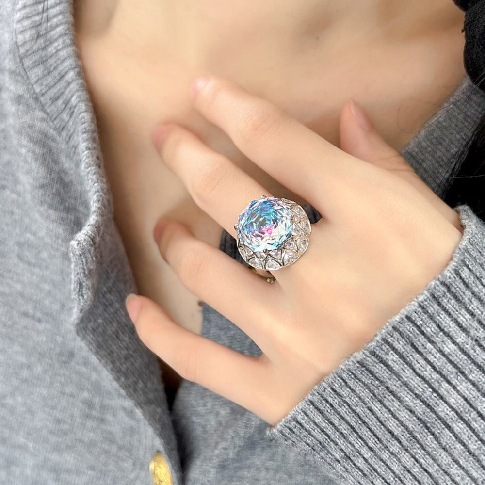 Urqanyu copper base gold-plated rose cut sea blue vintage cubic zirconia ring