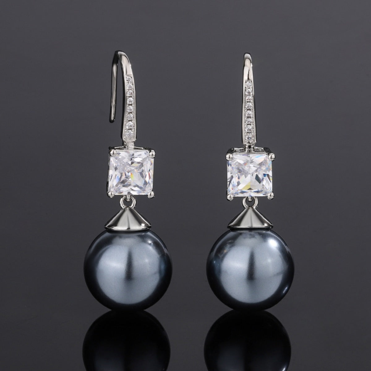 Urqanyu copper base gold-plated inlaid pearl square cubic zirconia fashion pendant earrings 14mm