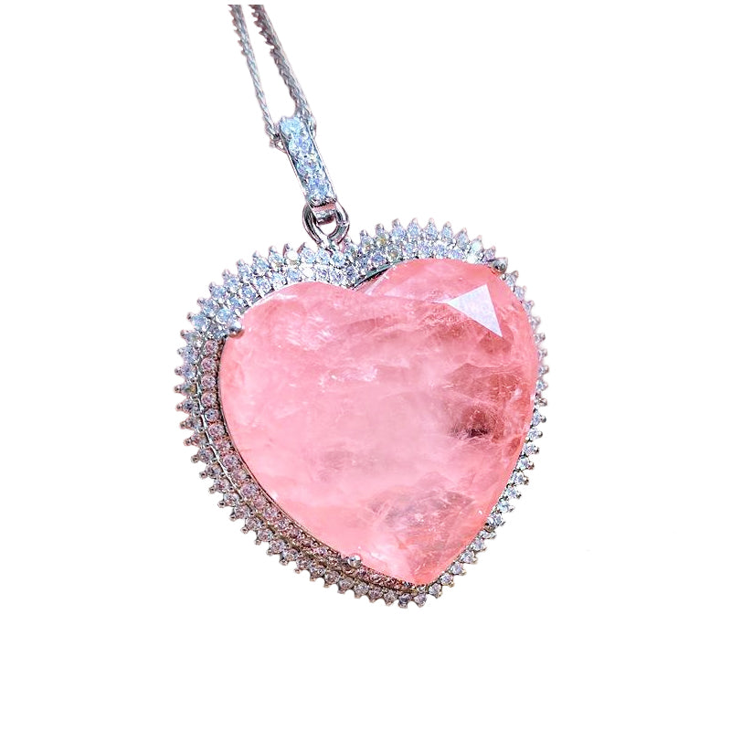 Urqanyu copper base gold-plated classic retro sweater chain large heart-shaped colored gemstone cubic zirconia pendant necklace