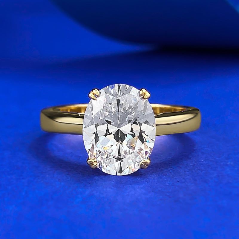 Urqanyu S925 silver inlaid 4 carat pigeon egg cubic zirconia ring