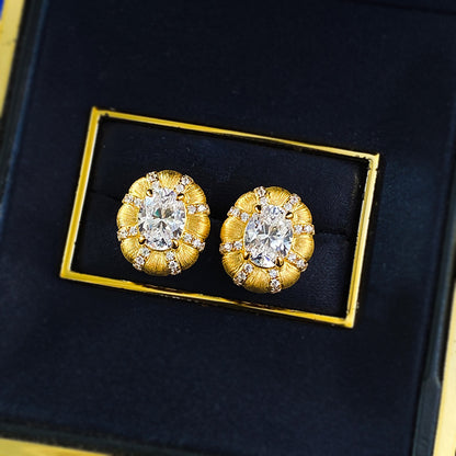 Urqanyu S925 silver gold-plated fashionable Italian brushed craft 1.5 carat pigeon egg cubic zirconia earrings
