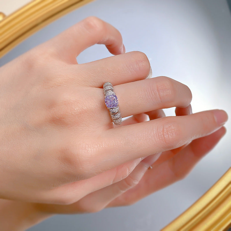 Urqanyu S925 silver inlaid purple cubic zirconia ring 6*6