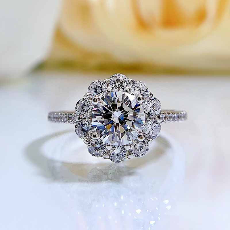 Urqanyu S925 silver one carat cubic zirconia full diamond micro-inlaid ring