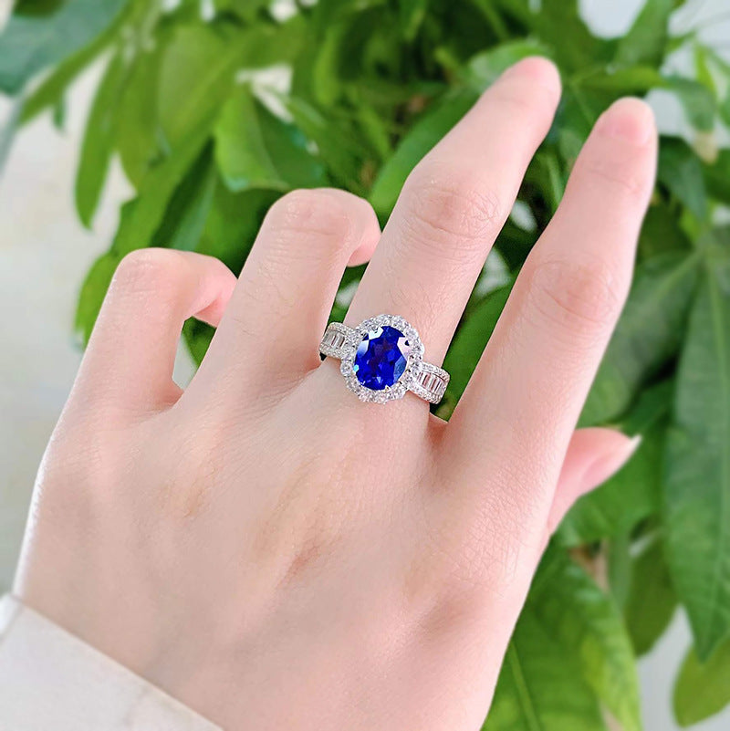 Urqanyu S925 silver luxury surround vintage oval cubic zirconia ring 7*9