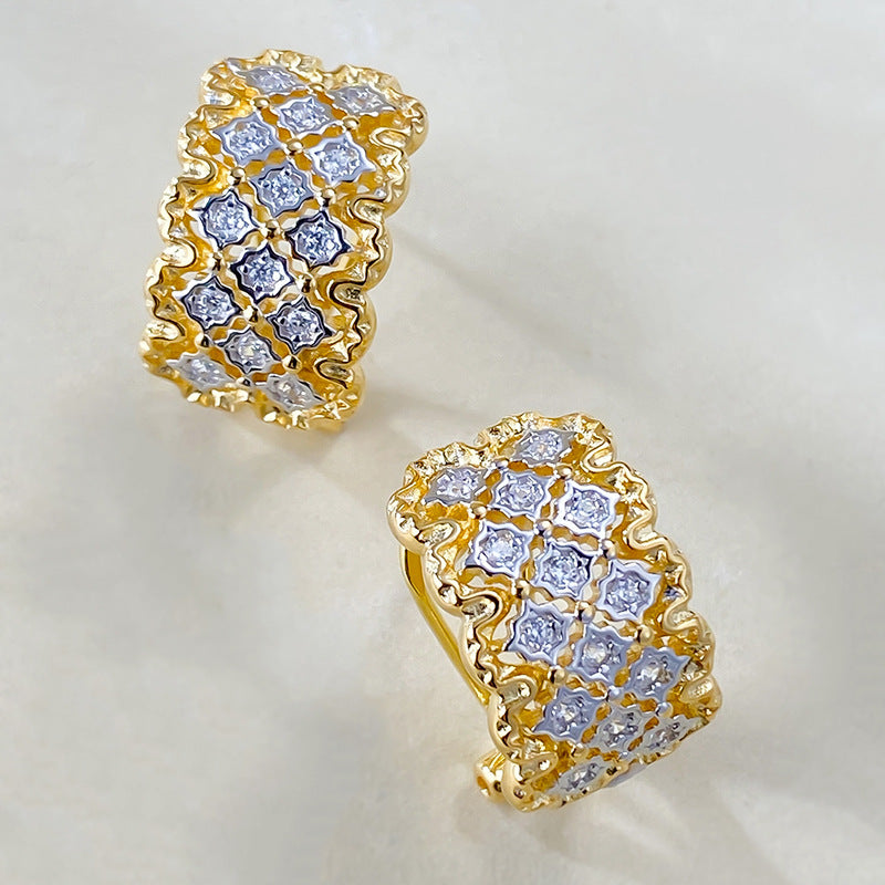 Urqanyu S925 silver Italian woven pattern carved diamond metal hollow retro palace style cubic zirconia earrings