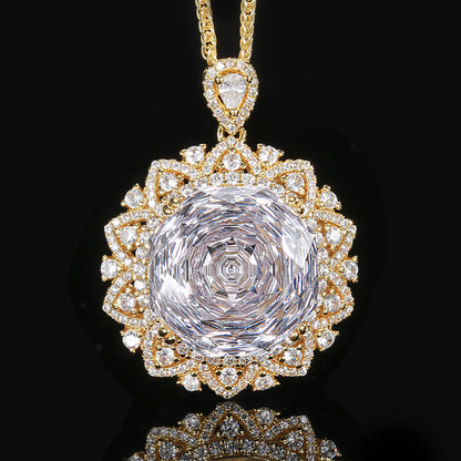 Urqanyu Copper-base gold-plated rose-cut elegant retro cubic zirconia pendant necklace