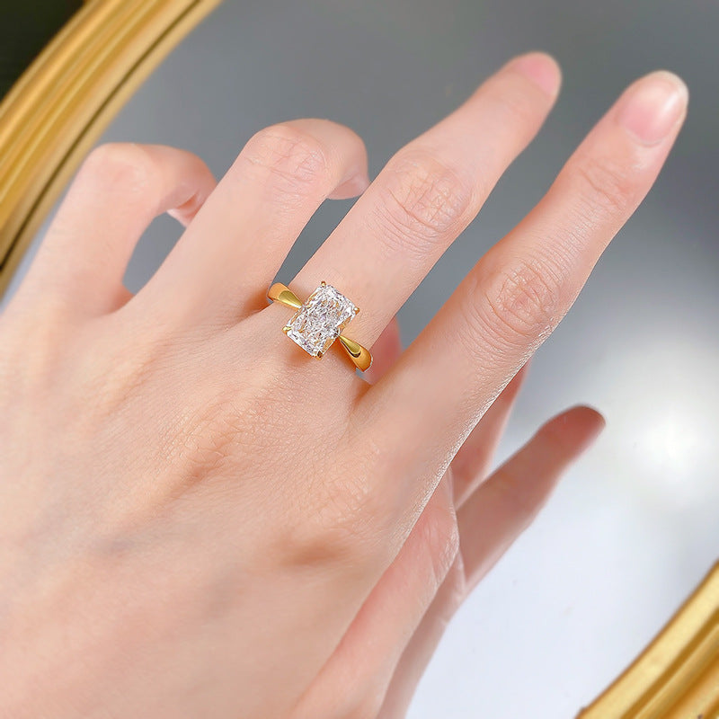 Urqanyu S925 silver ice flower cut rectangular cubic zirconia ring