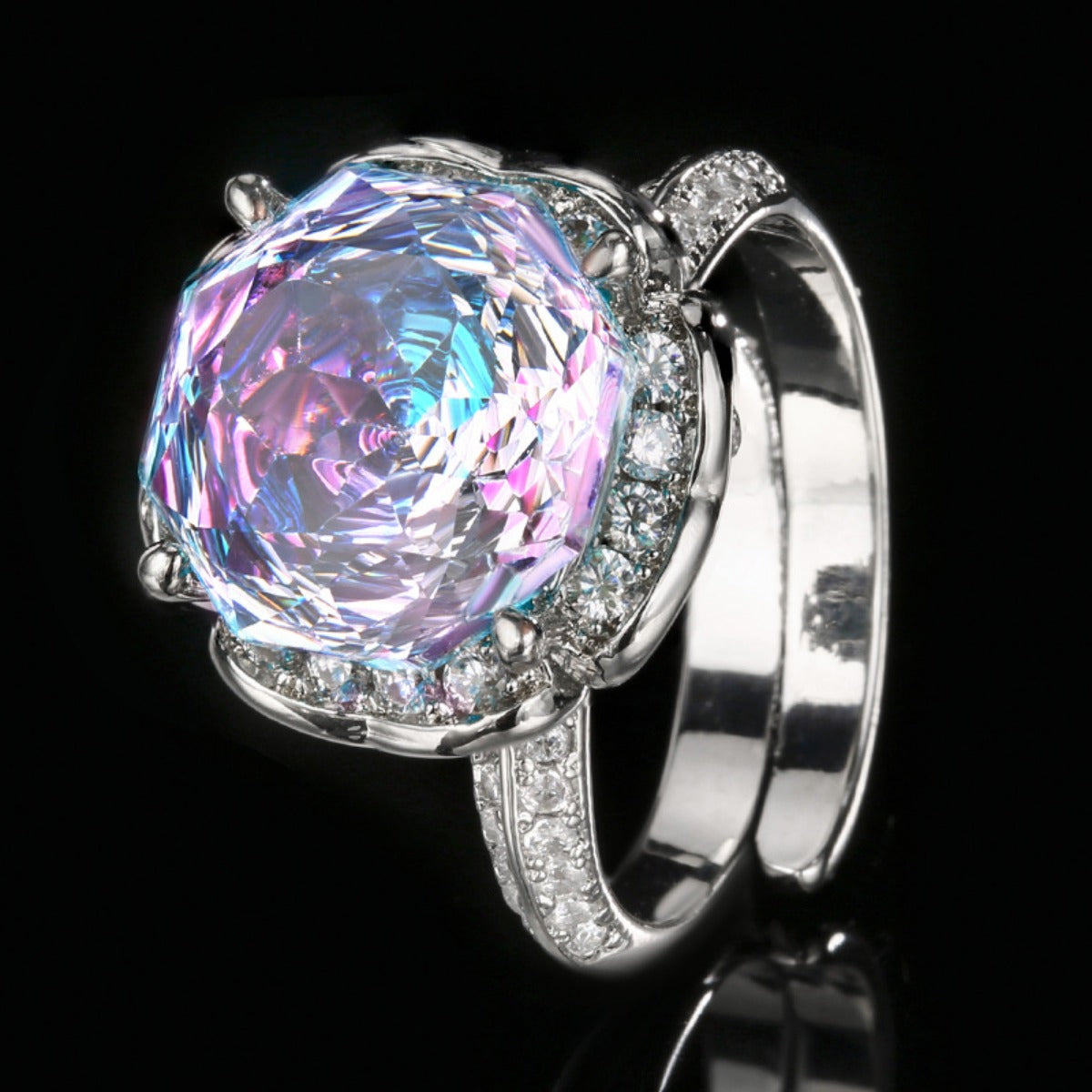 Urqanyu Copper Gold-plated Simulated Rose Cut Sea Blue Bud Textured Cubic Zirconia Ring 12mm