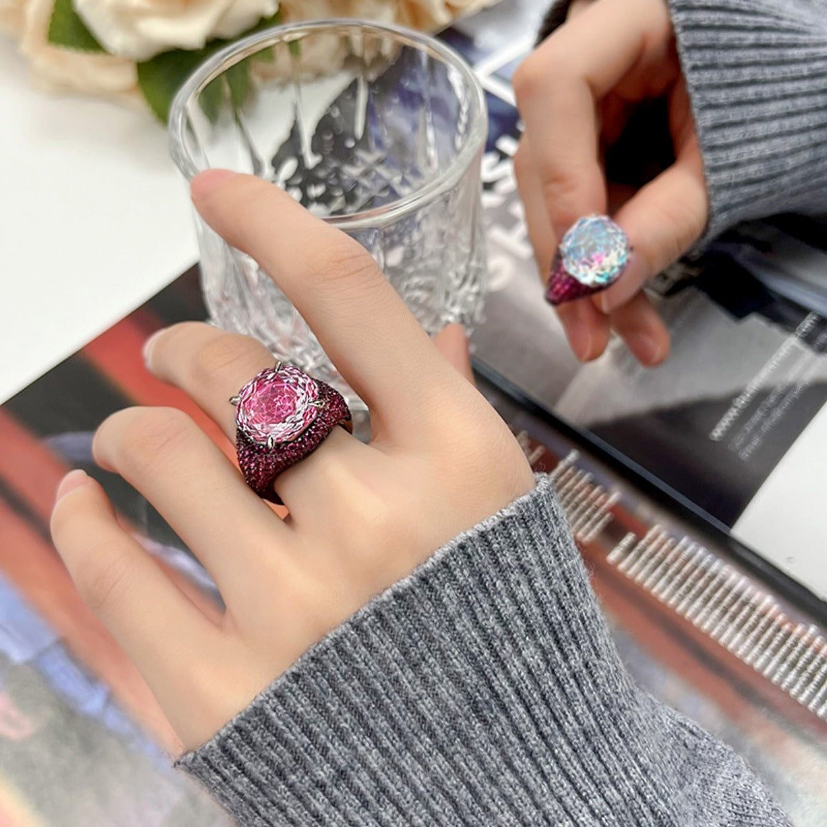 Urqanyu copper-based gold-plated simulated rose-cut gradient black gold personalized cubic zirconia ring