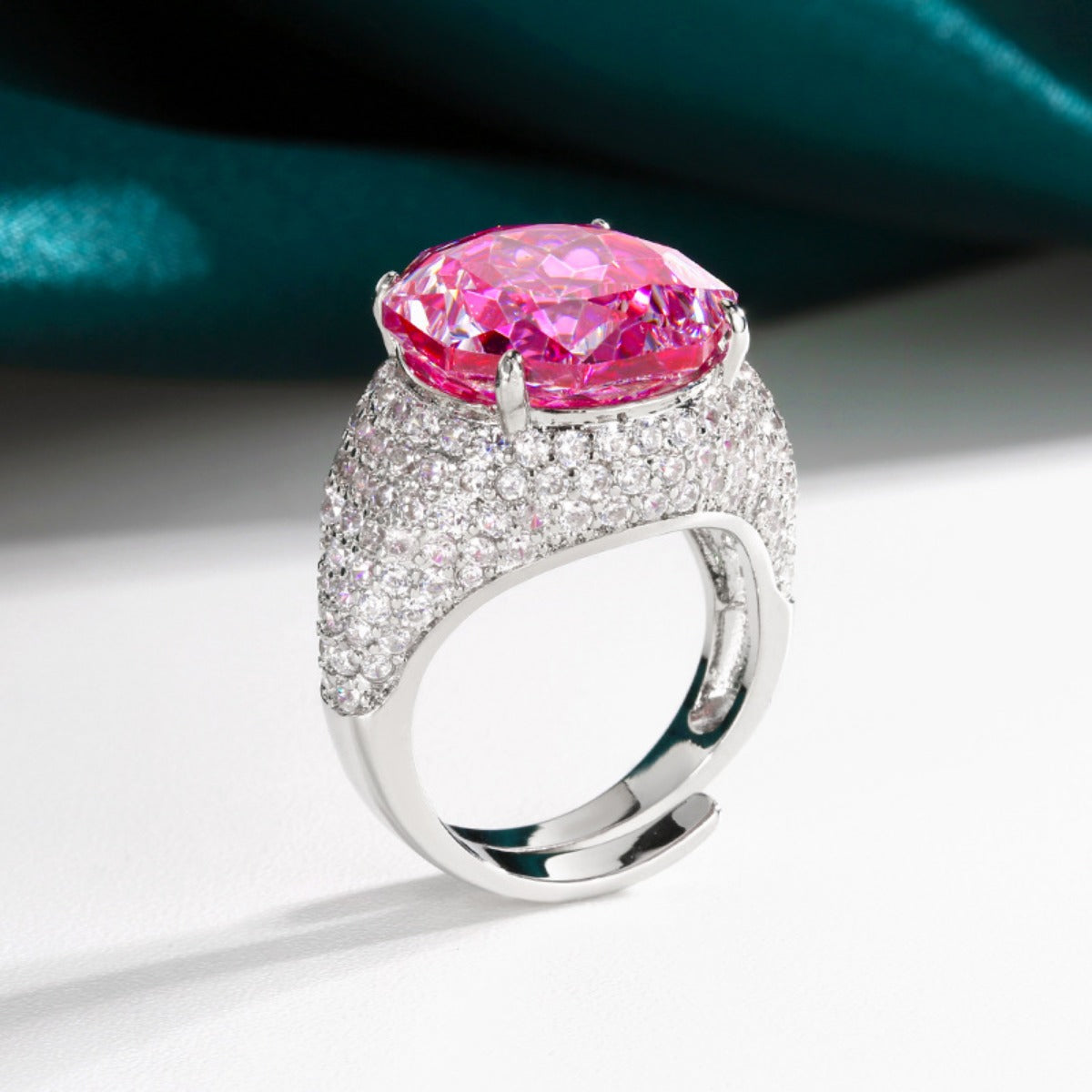 Urqanyu copper-based gold-plated simulated rose-cut colored gemstone temperament retro cubic zirconia ring