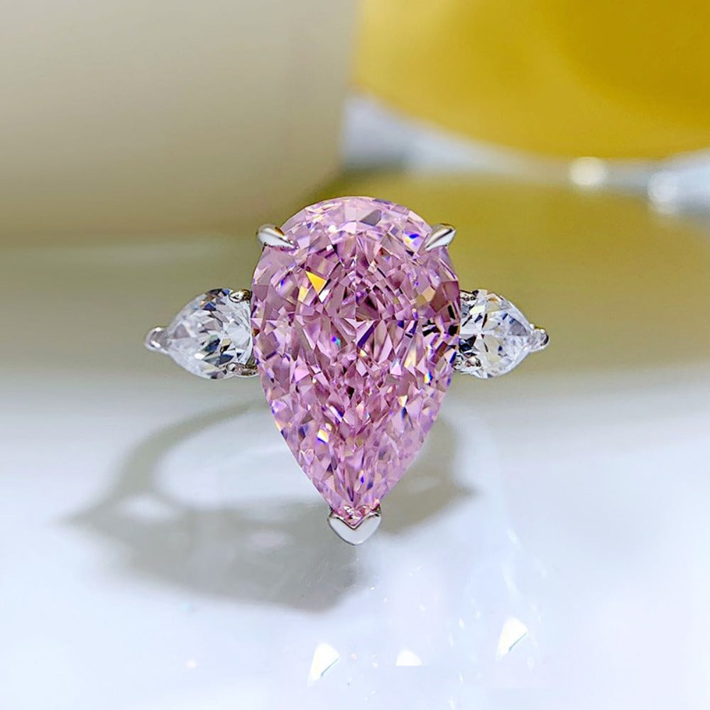 Urqanyu S925 silver diamond water drop cubic zirconia ring 11*17