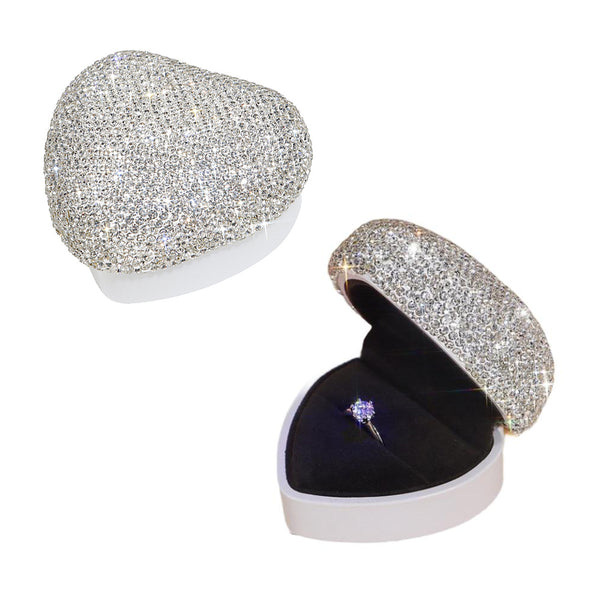 Urqanyu Cool white diamond inlaid heart shape ring box with LED light