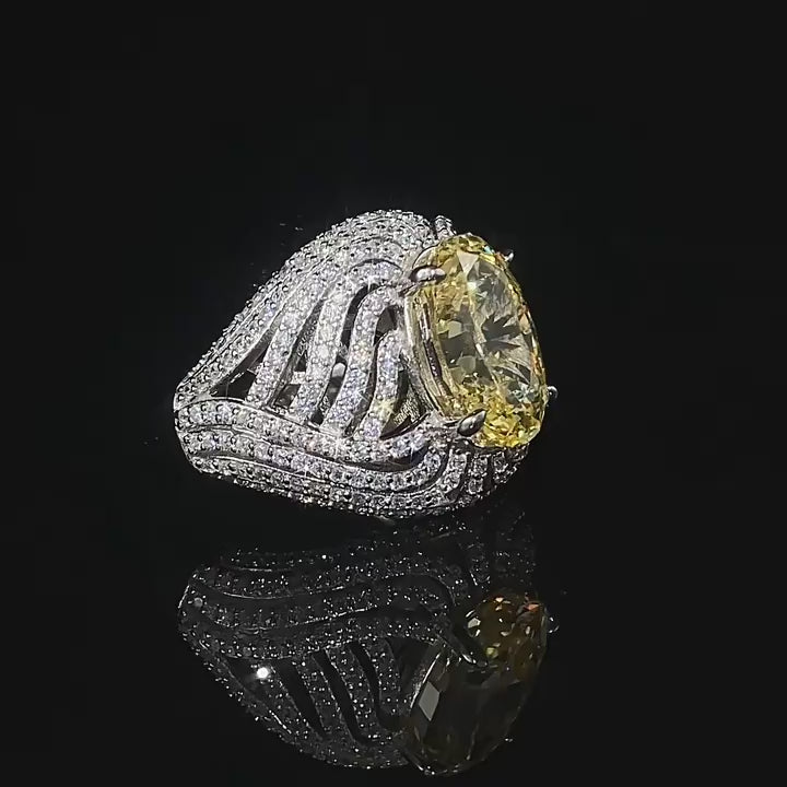 Video laden: Urqanyu S925 silver egg-shaped vivid yellow ice flower cut cubic zirconia diamond ring 8*12