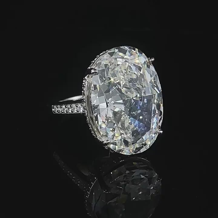ビデオをロード: Urqanyu S925 silver large carat pigeon egg ice flower cut silver cubic zirconia ring 14*20